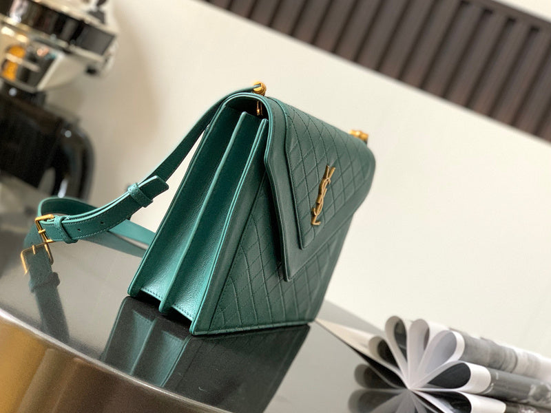 Amelia - YSL Bag - 4196
