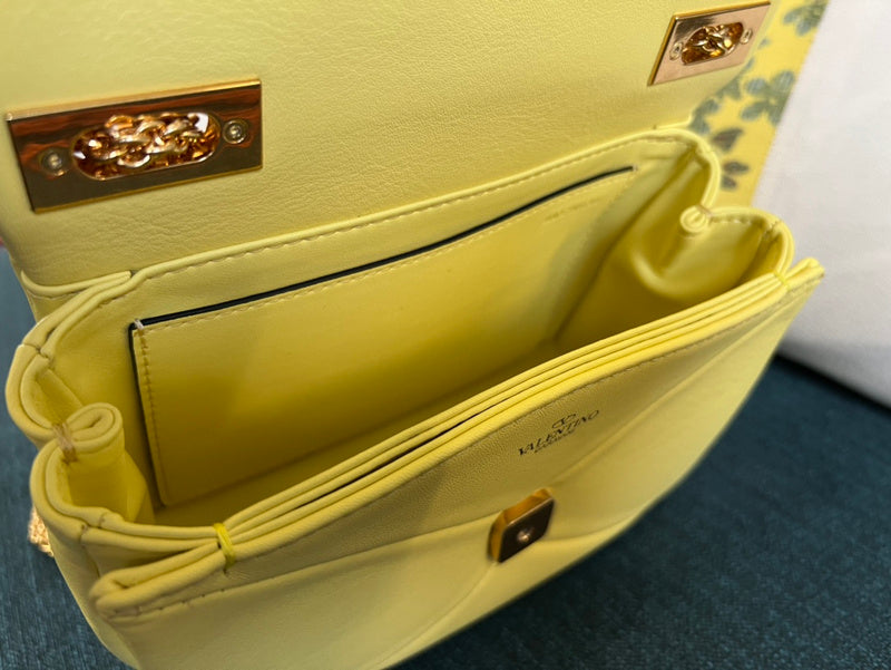 VAL LUXURY BAGS - FOR FASHION LOVERS  AFFORDABLE LUXURY BAGS- 1608