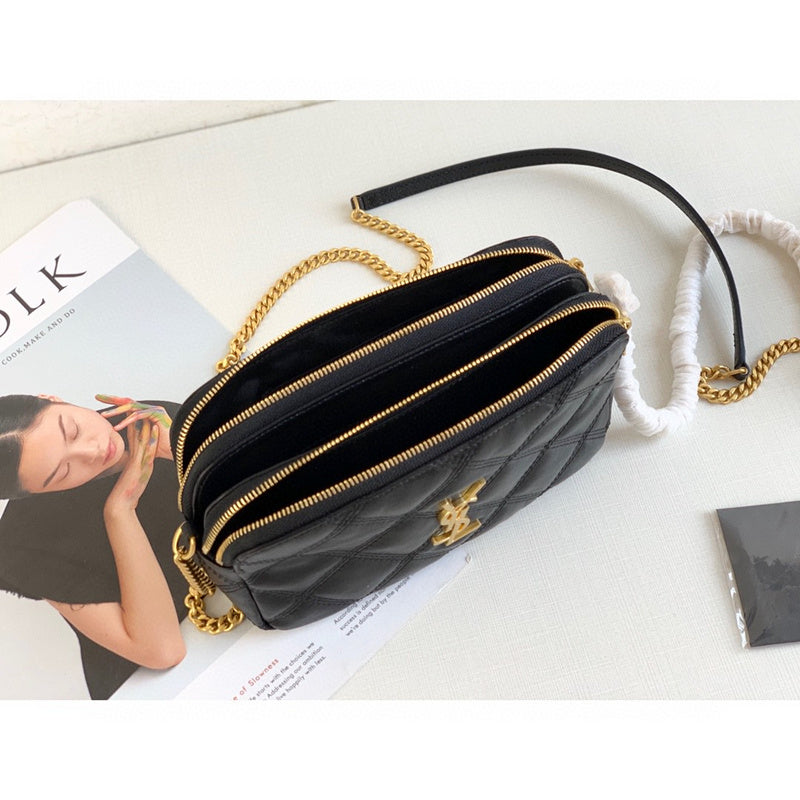 Amelia - YSL Bag - 2151