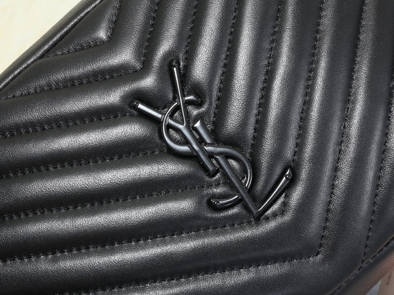 Amelia - YSL Bag - 3538