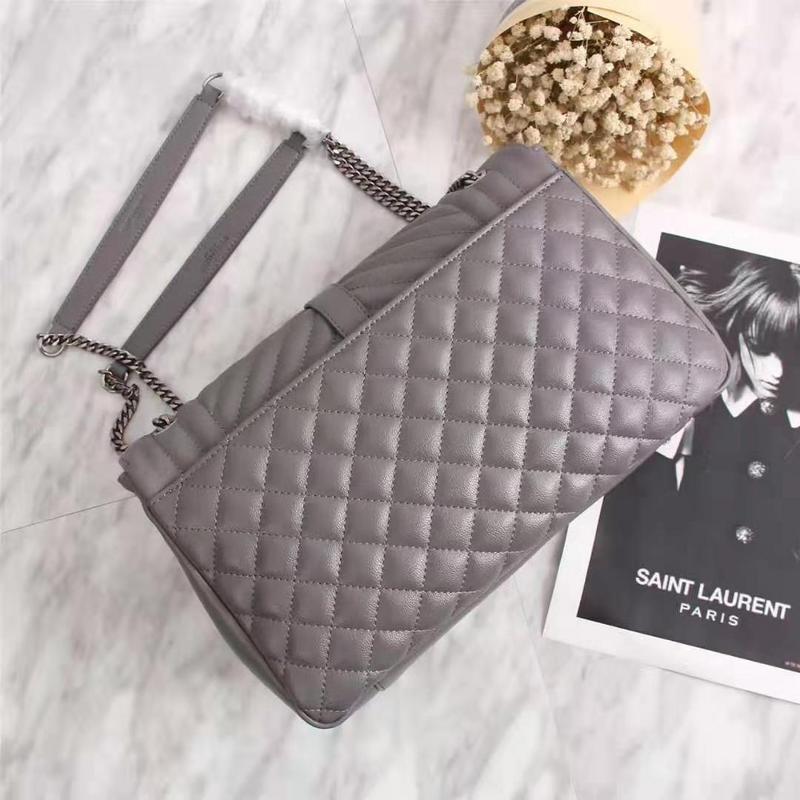 Amelia - YSL Bag - 2810