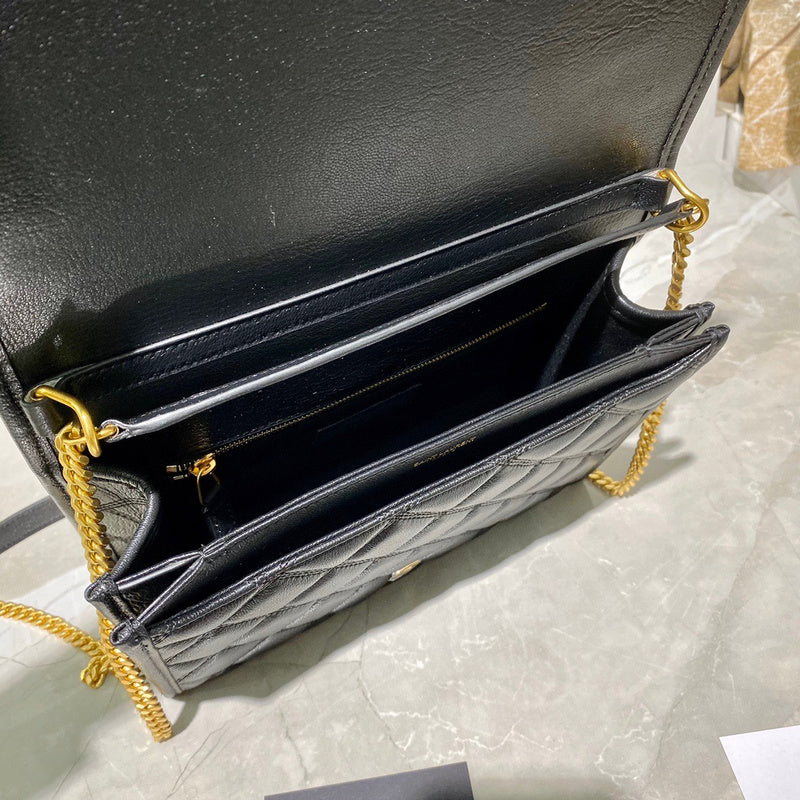 Amelia - YSL Bag - 4120