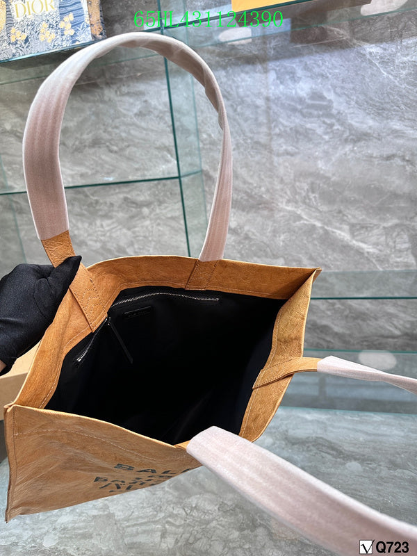 Amelia - BGA Bags - 1977