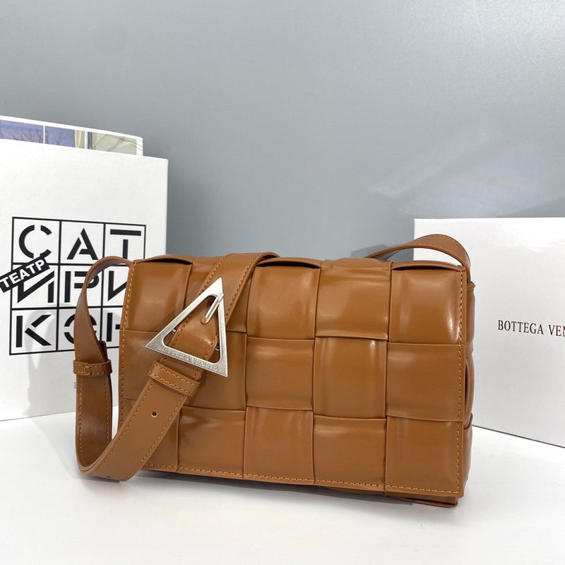 B-VENETA STYLISH HANBAGS FOR WOMEN - 212