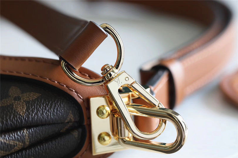 Fan Fashion Lu-Vi bags - 8110