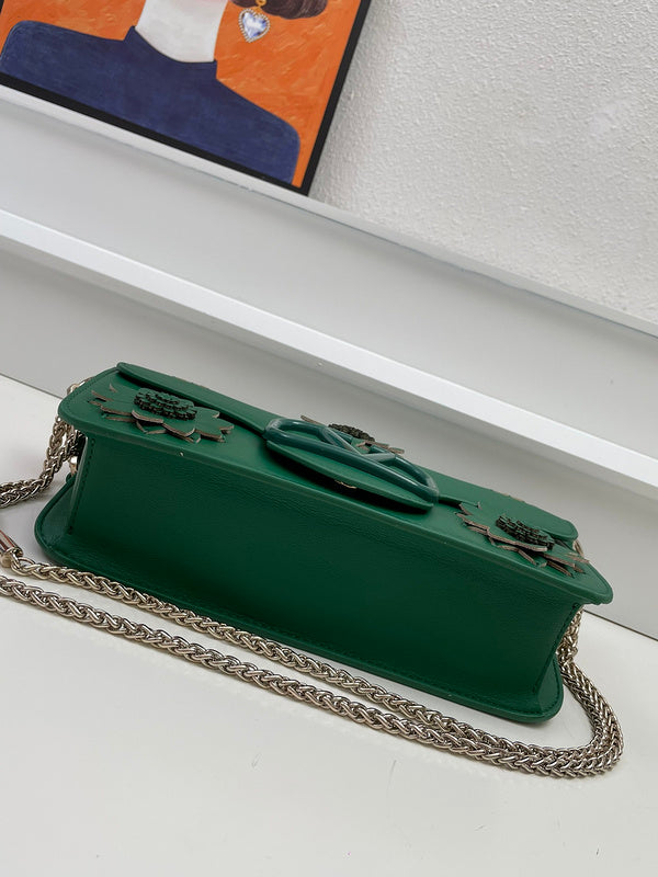 VAL LUXURY BAGS - FOR FASHION LOVERS  AFFORDABLE LUXURY BAGS- 175