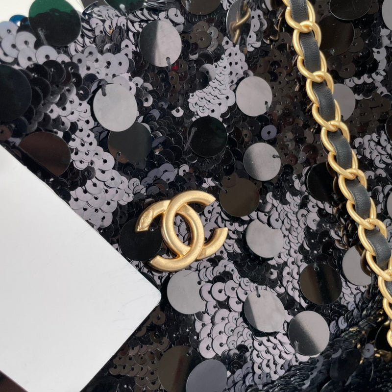 Wellow Bags - Chanel - Bags  - 228
