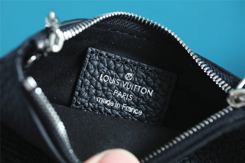 Fan Fashion Lu-Vi bags - 8967