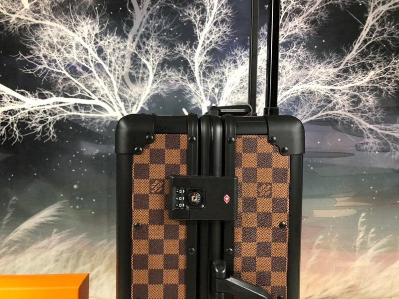 Fan Fashion Lu-Vi bags - 11403
