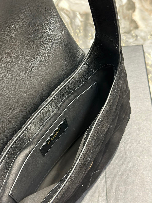 Amelia - YSL Bag - 2490