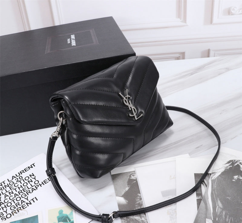 Amelia - YSL Bag - 2403