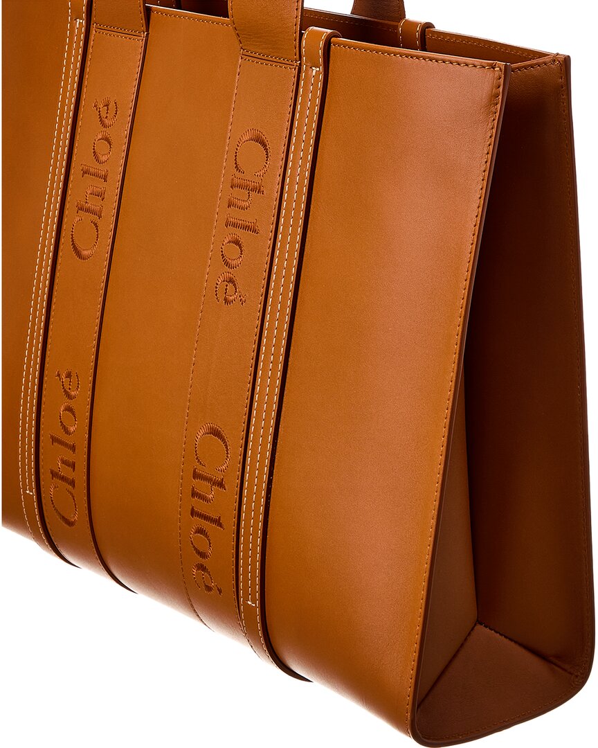 CHL - CC o? Woody Large Leather Tote