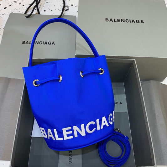 BLN-Ciaga Le Cagole Medium Bucket Bag In Blue, For Women,  Bags 11.8in/30cm