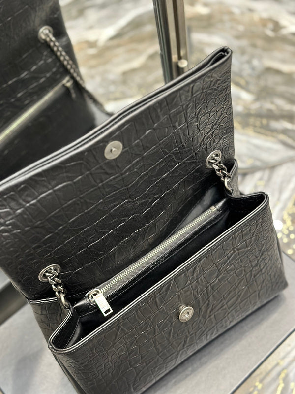 Amelia - YSL Bag - 1958