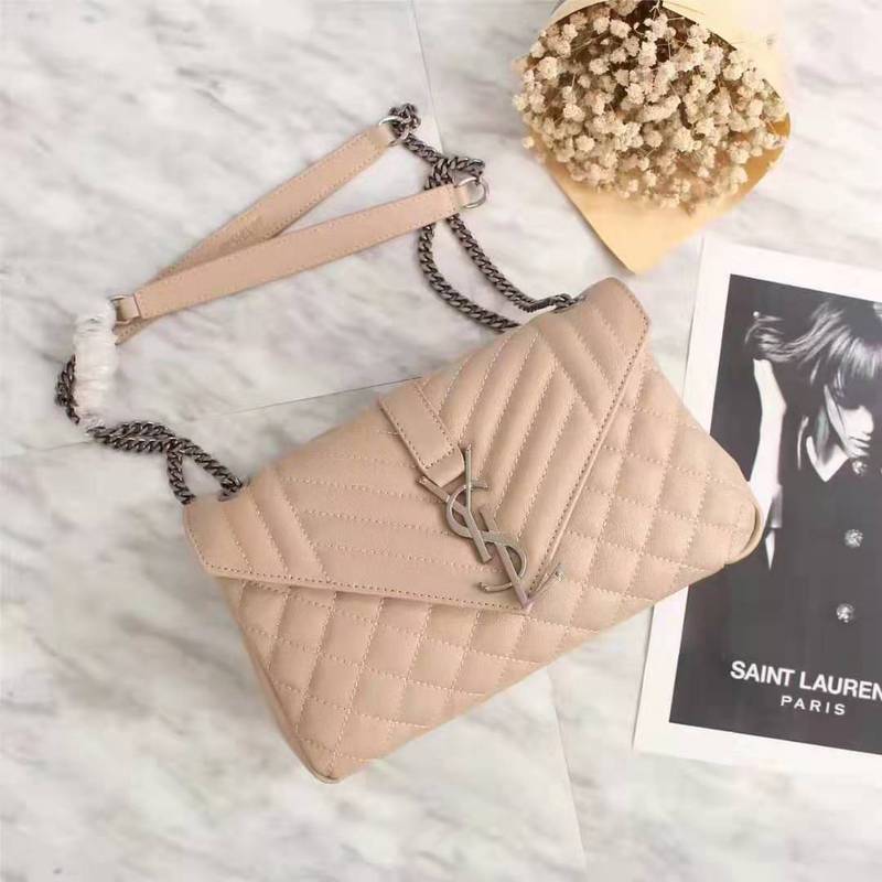 Amelia - YSL Bag - 2820