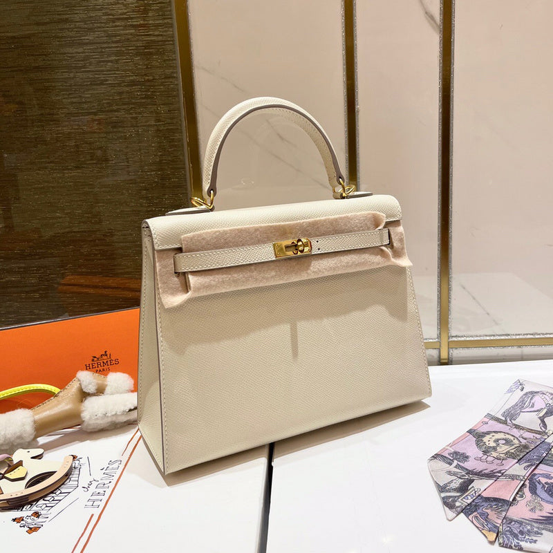 Amelia - HMS Bags - 1703