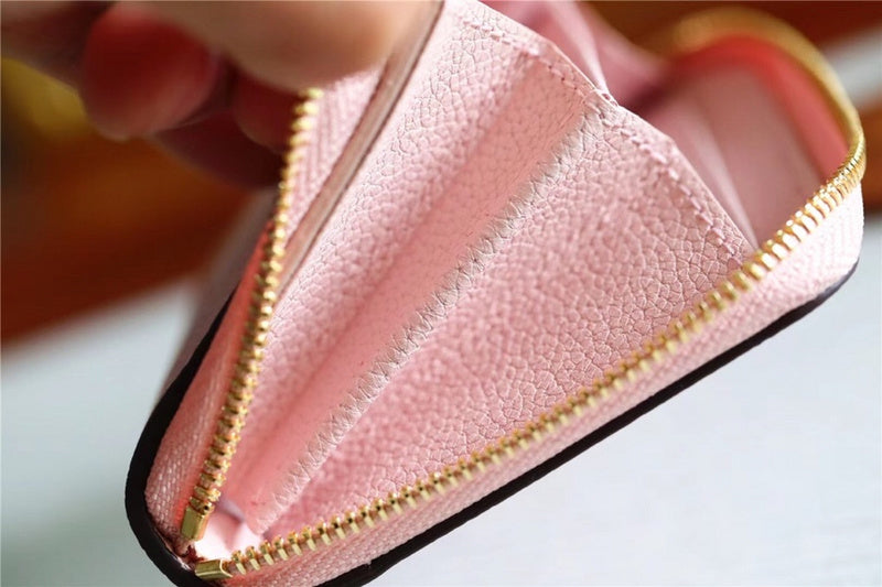 Fan Fashion Lu-Vi bags - 8935