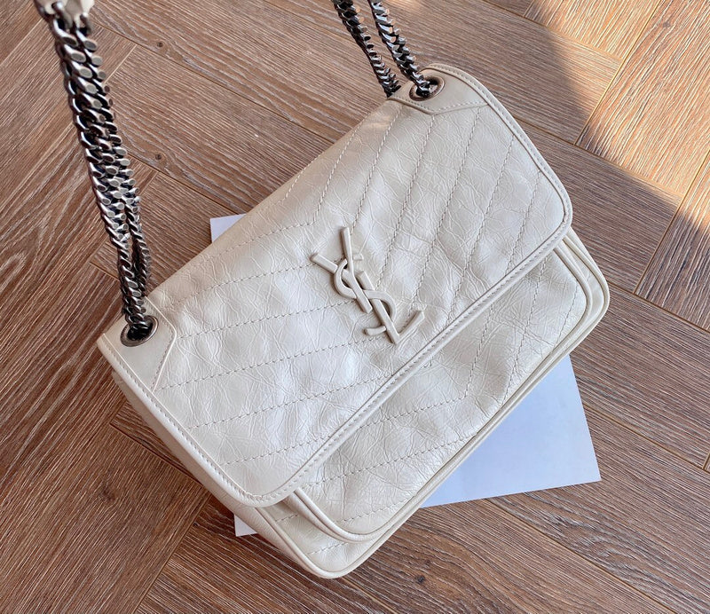 Amelia - YSL Bag - 3731