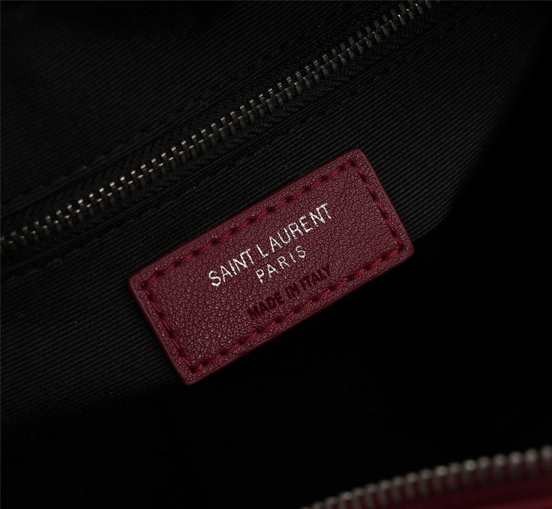 Amelia - YSL Bag - 2880