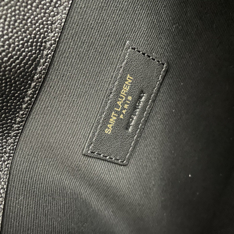 Amelia - YSL Bag - 3821