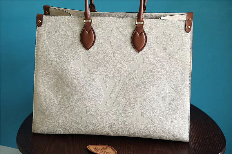 Fan Fashion Lu-Vi bags - 8658