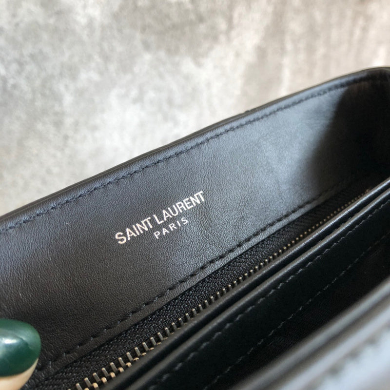 Amelia - YSL Bag - 3697