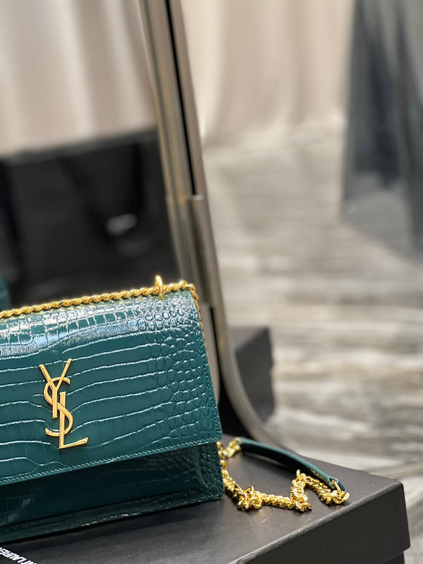 Amelia - YSL Bag - 2457