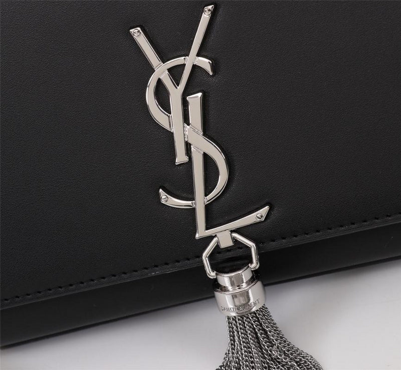 Amelia - YSL Bag - 2579