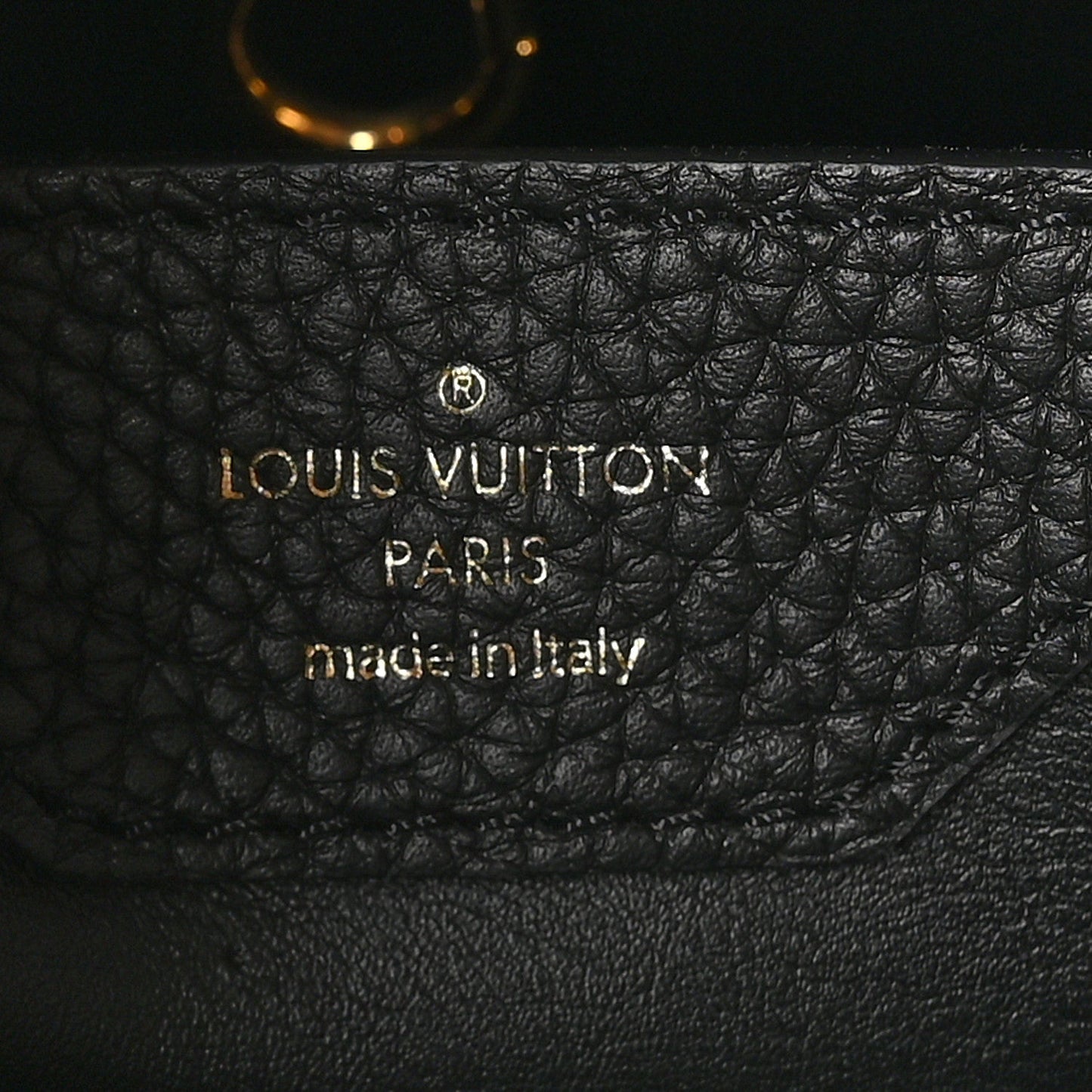 Louis Vuitton Taurillon Capucines MM Arizona Black Arizona Beige Ruby Red