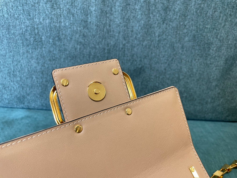 Amelia's Bag Gallery - VEL Bags - 1519