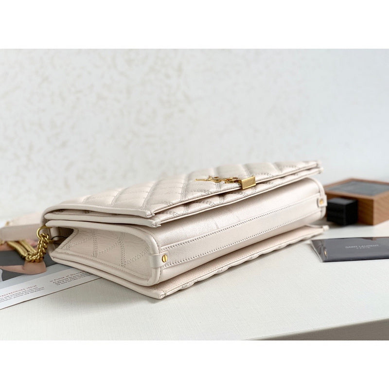 Amelia - YSL Bag - 2191