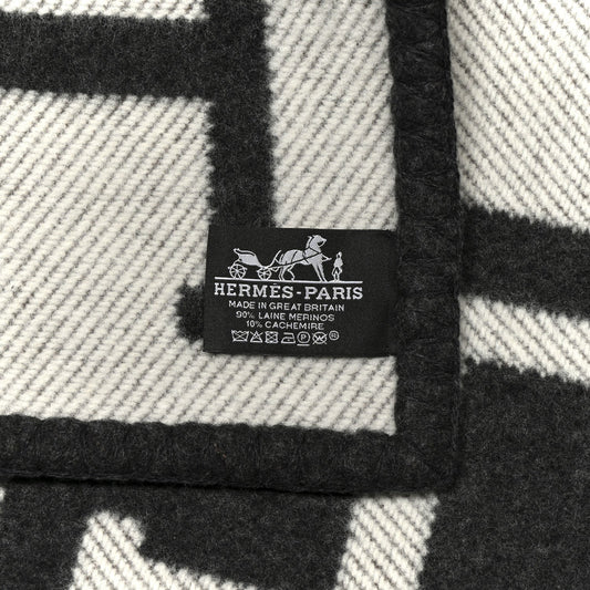 Amelia Wool Cashmere Avalon Blanket Ecru Gris Fonce