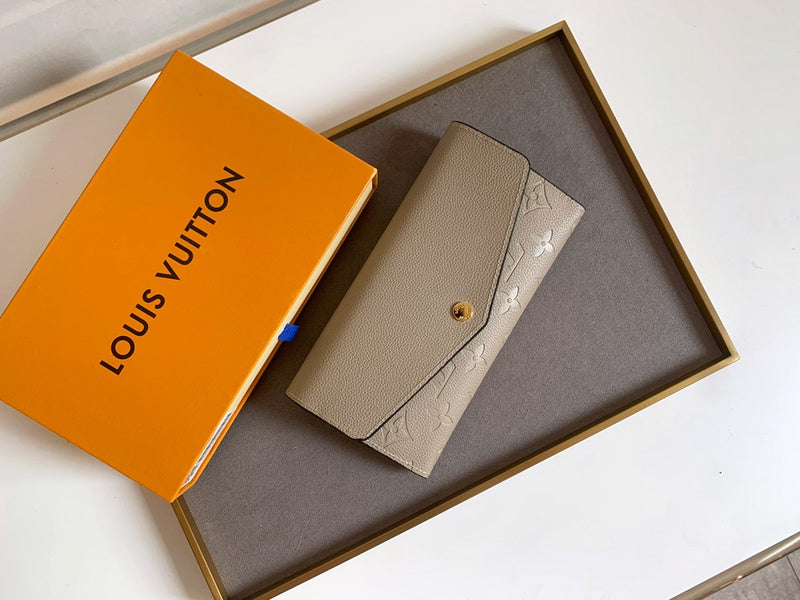 Amelia- LOV  Luxury  Wallets - 667