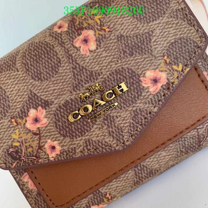 Amelia - CAH Wallet - 089