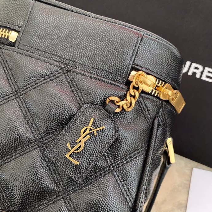 Amelia - YSL Bag - 3654