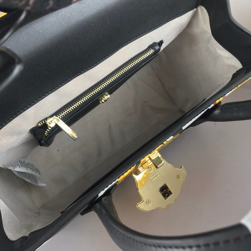 Amelia's Bag Gallery - VAR Bags - 284