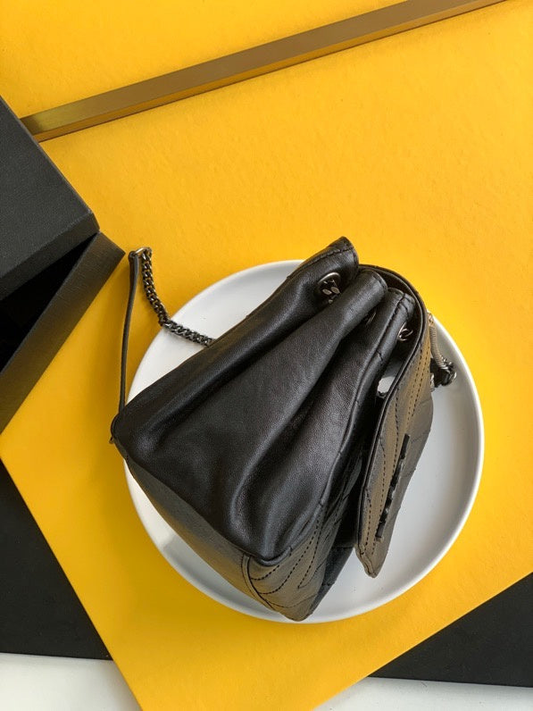 Amelia - YSL Bag - 3737