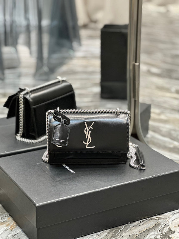 Amelia - YSL Bag - 1967
