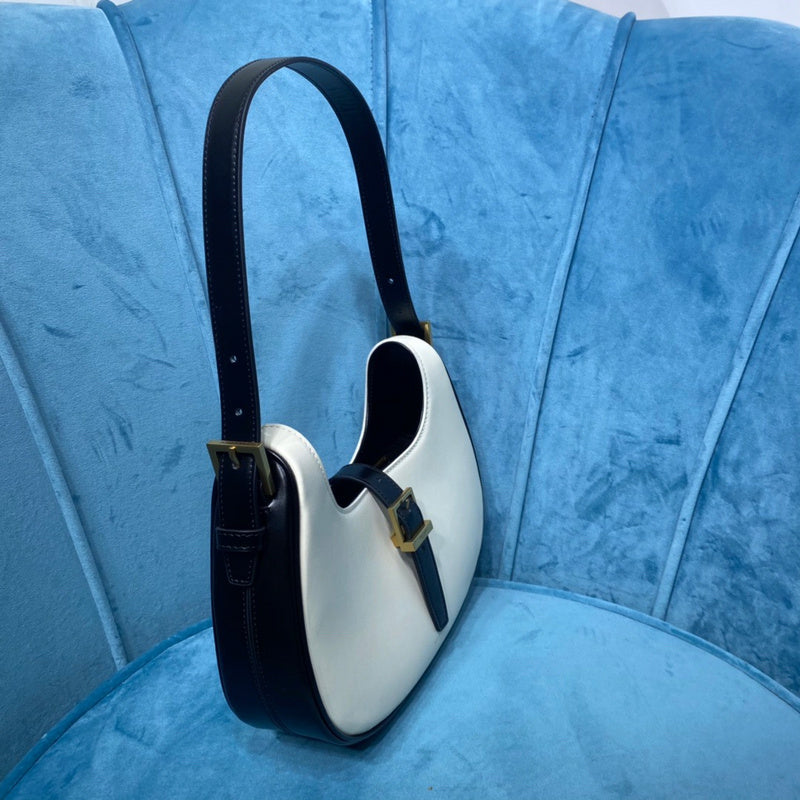 Amelia - YSL Bag - 2126
