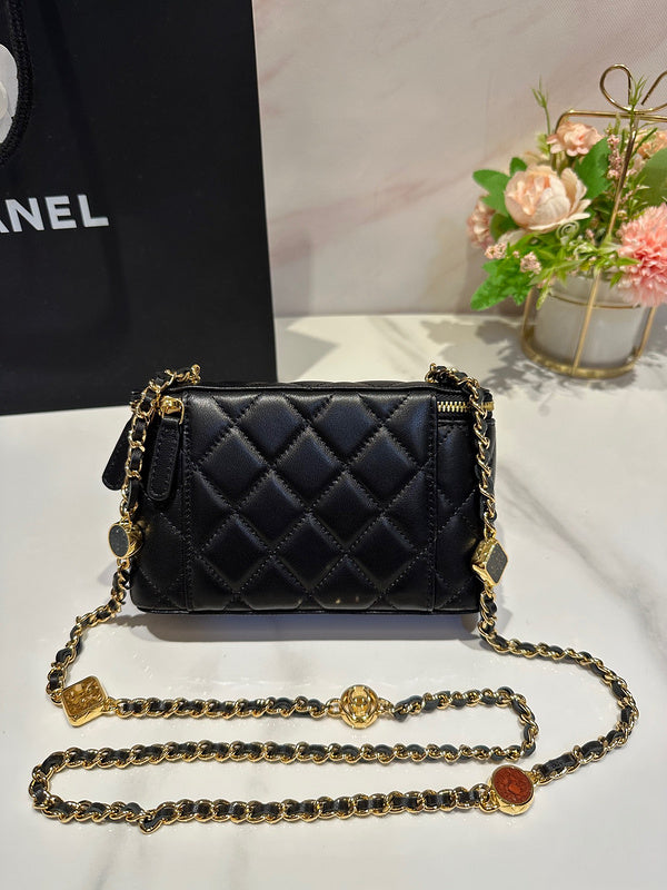 Wellow Bags - Chanel - Bags  - 182