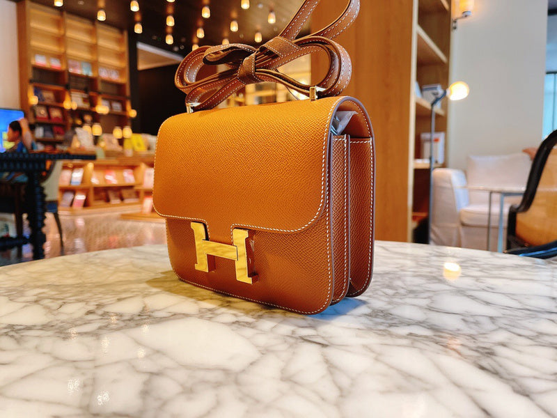 Amelia - HMS Bags - 1773