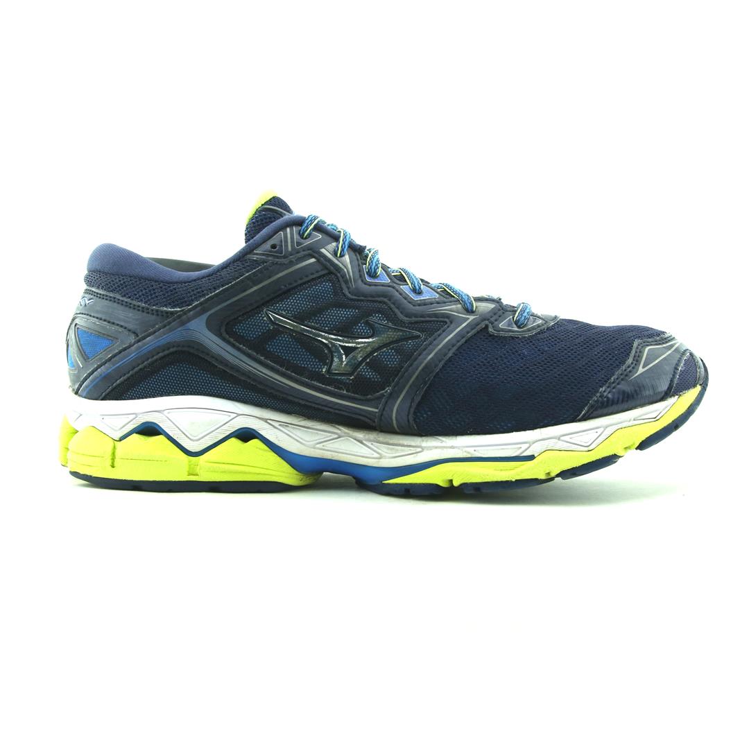 MIZUNO WAVE SKY 2