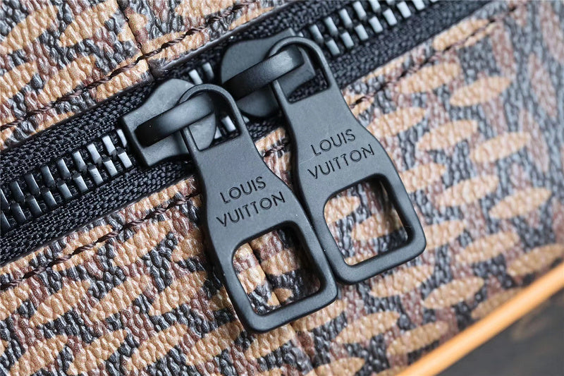 Fan Fashion Lu-Vi bags - 9780