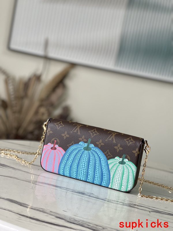 Amelia- Mix Wallets - 226