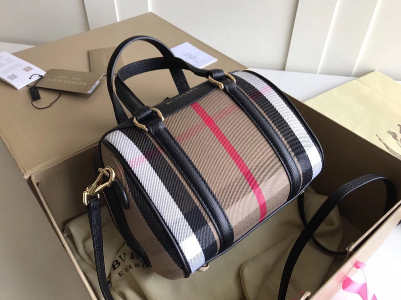 Burberry Bags - Bagsattire   229