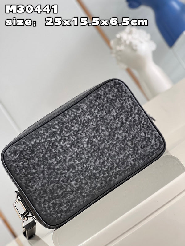 Amelia- LOV  Luxury  Wallets - 400