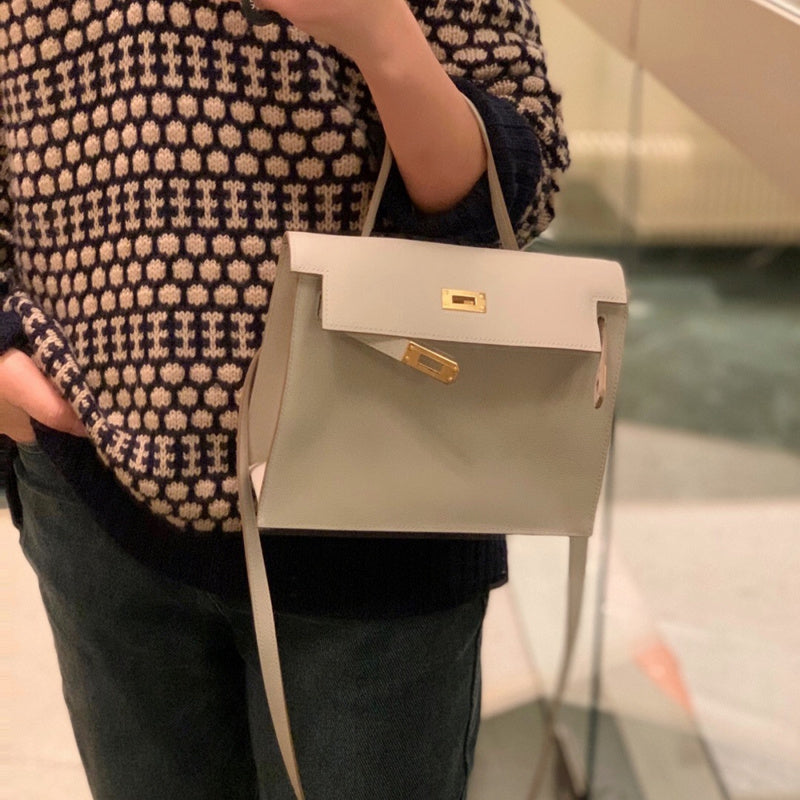 Amelia - HMS Bags - 1628