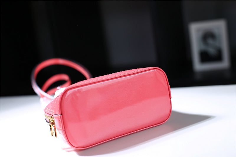 Fan Fashion Lu-Vi bags - 8302
