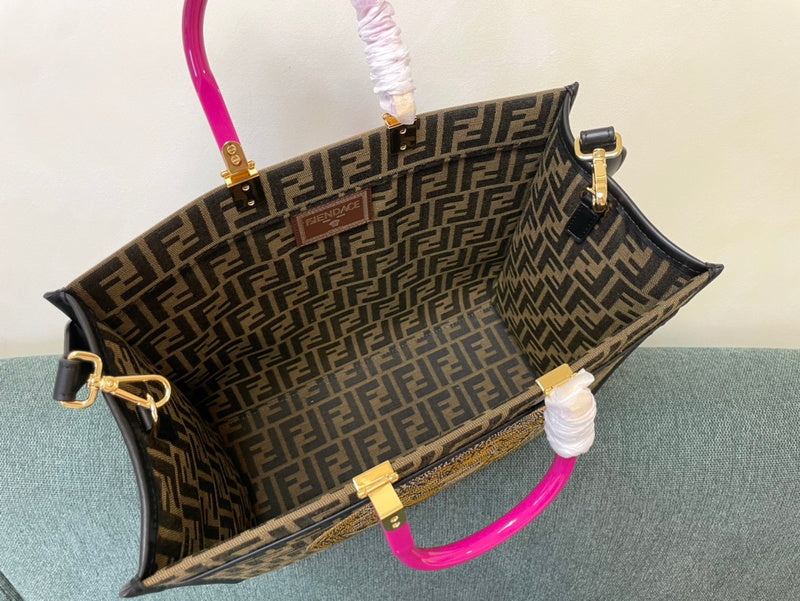 Amelia's Bag Gallery - VAR Bags - 213