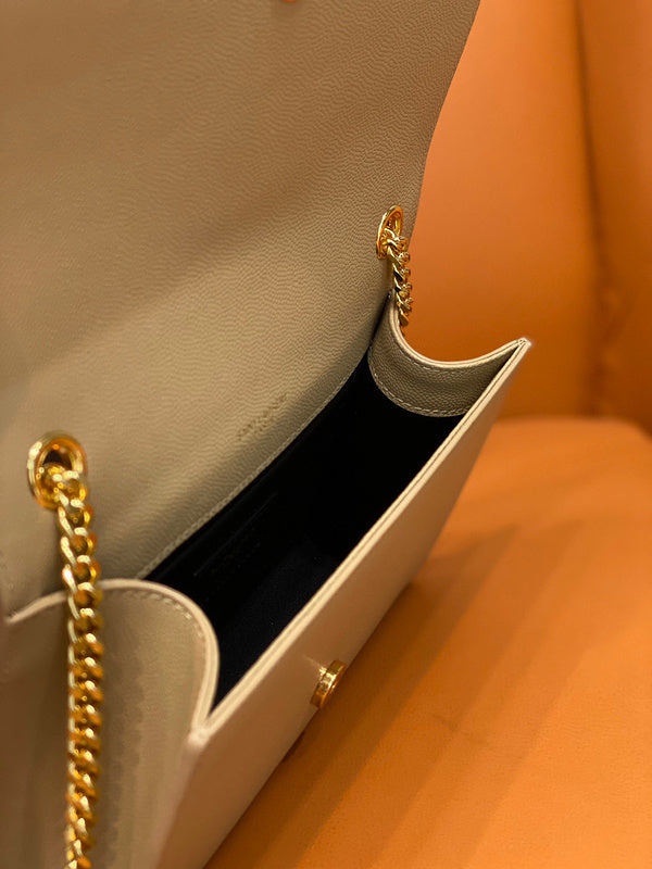 Amelia - YSL Bag - 2020